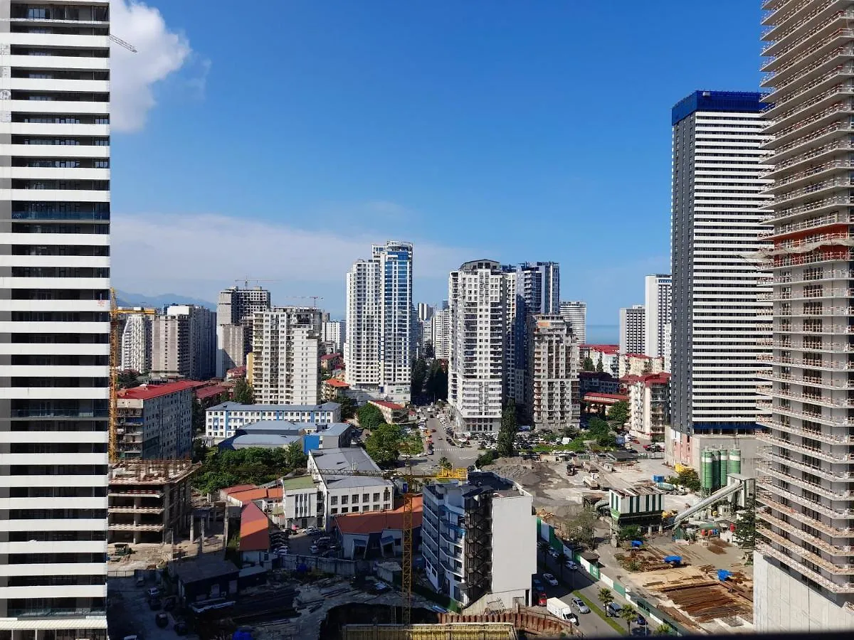 Quiet Apartment In Batumi